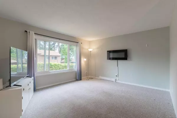 855 Howard Ave #10, Nanaimo, BC V9R 5V4