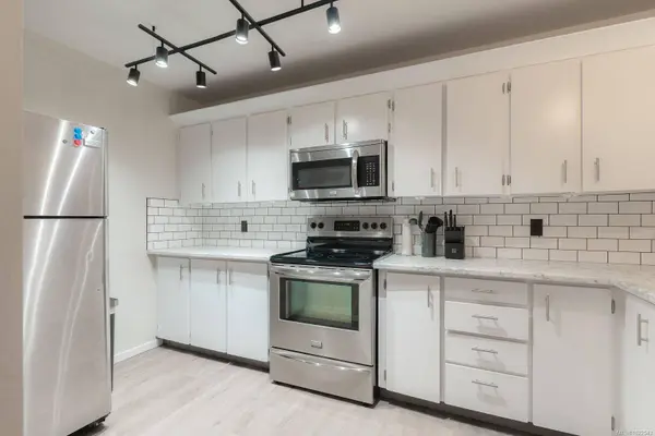 855 Howard Ave #10, Nanaimo, BC V9R 5V4