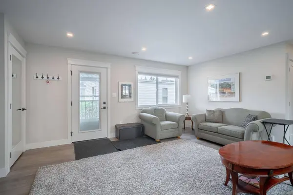 6325 Metral Dr #61, Nanaimo, BC V9T 6P9