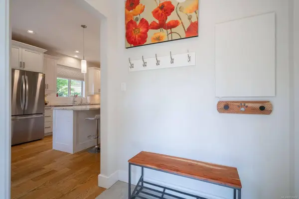336 Wessex LN, Nanaimo, BC V9R 6H5