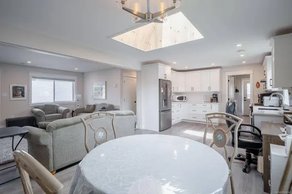 6325 Metral Dr #61, Nanaimo, BC V9T 6P9