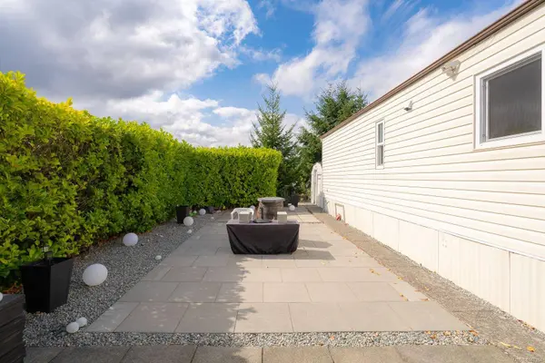 6325 Metral Dr ##76, Nanaimo, BC V9T 6P9
