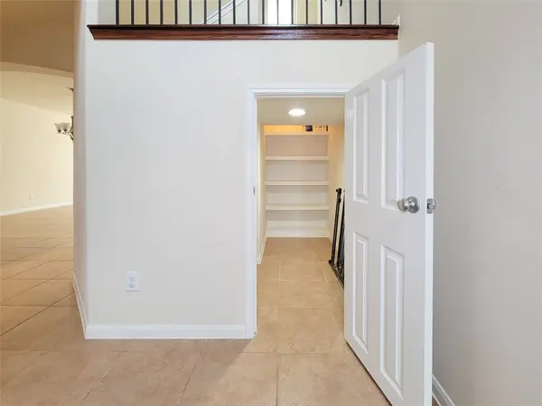 8603 Sunset Loch DR, Spring, TX 77379