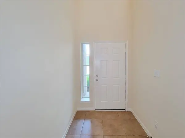 8603 Sunset Loch DR, Spring, TX 77379