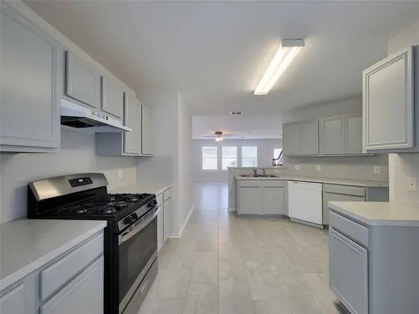 16010 Pin Oak Ridge ST, Houston, TX 77073