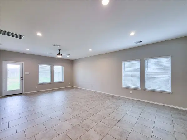 21566 Starry Night DR, New Caney, TX 77357