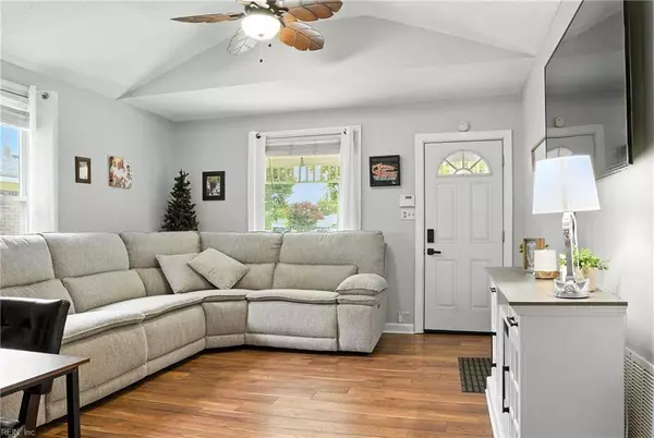 748 Cardover AVE, Chesapeake, VA 23325