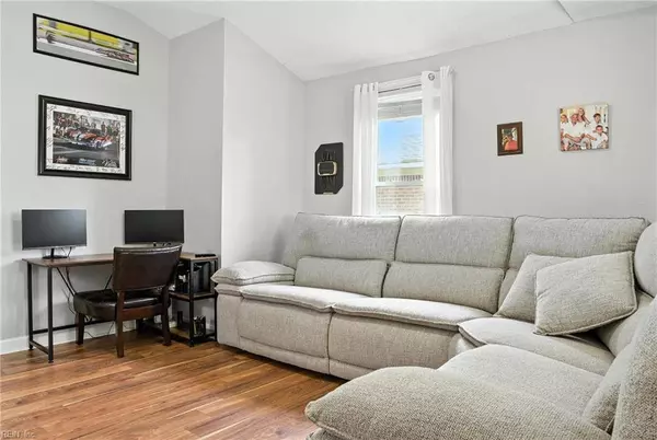 748 Cardover AVE, Chesapeake, VA 23325