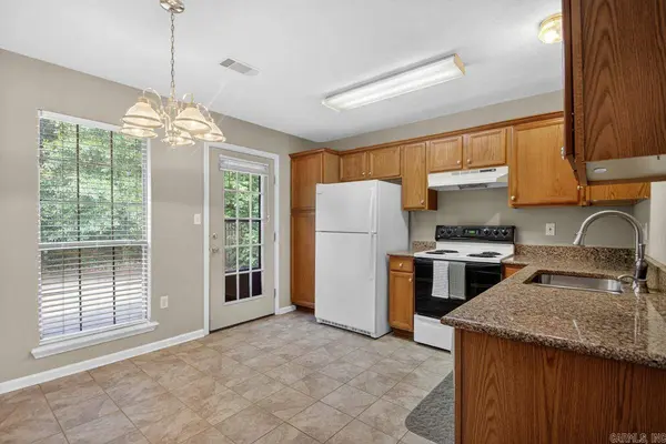 152 Donna Kay, Greenbrier, AR 72058-9574