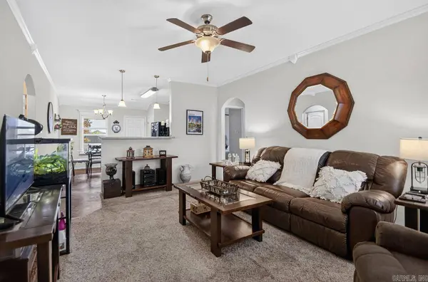 3217 Miracle Heights, Sherwood, AR 72120-1876