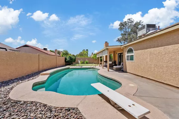 4949 E Gary St, Mesa, AZ 85205-4252