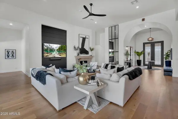 4348 E SCORPIO Place, Chandler, AZ 85249