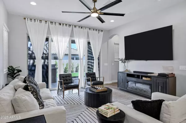 23146 E MAYBERRY Road, Queen Creek, AZ 85142