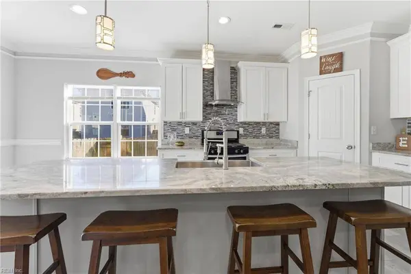 1408 Vine St, Norfolk, VA 23523