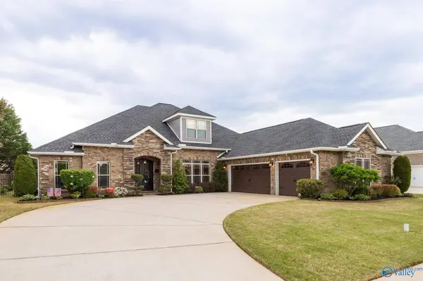 6 Holly Park Blvd, Huntsville, AL 35824