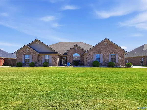 13400 Summerfield Drive, Athens, AL 35613