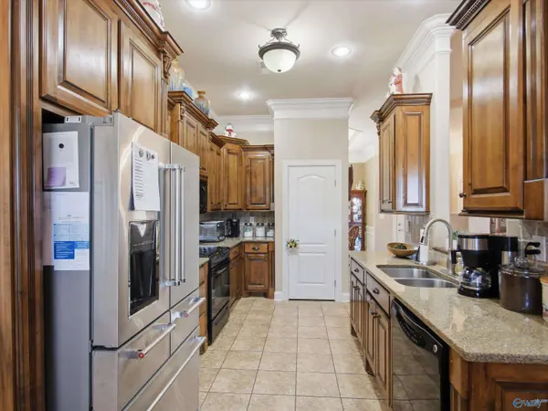 13400 Summerfield Drive, Athens, AL 35613