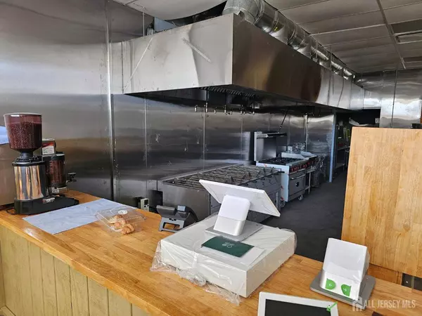 745 Poole AVE, Hazlet, NJ 07730