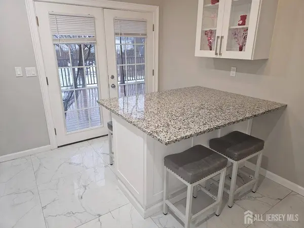 95 William PL, Totowa, NJ 07512