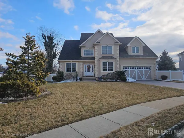 22 Downs DR, Sayreville, NJ 08872