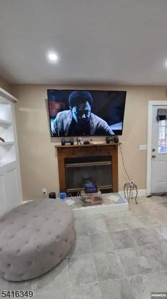 36 Chatham RD, West Milford, NJ 07421