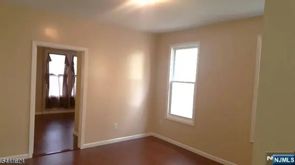 100-102 Lyons AVE, Newark, NJ 07112