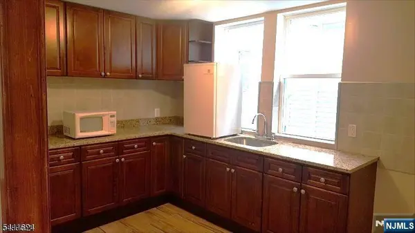 100-102 Lyons AVE, Newark, NJ 07112