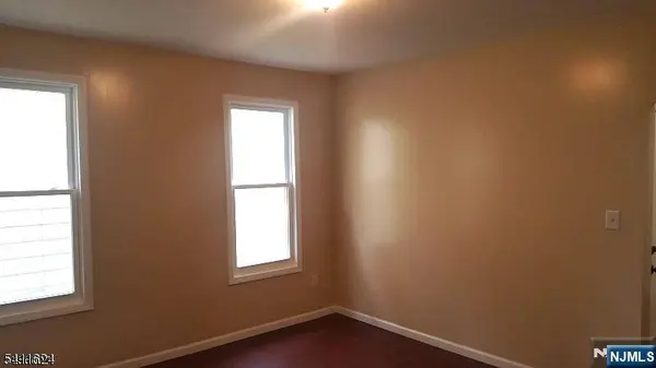 100-102 Lyons AVE, Newark, NJ 07112