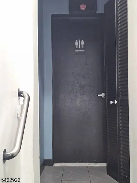 247 Kearny Ave, Kearny Town, NJ 07032