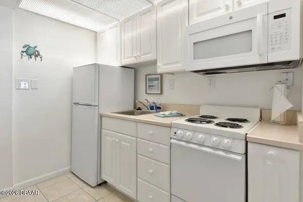1575 Ocean Shore BLVD #304, Ormond Beach, FL 32176