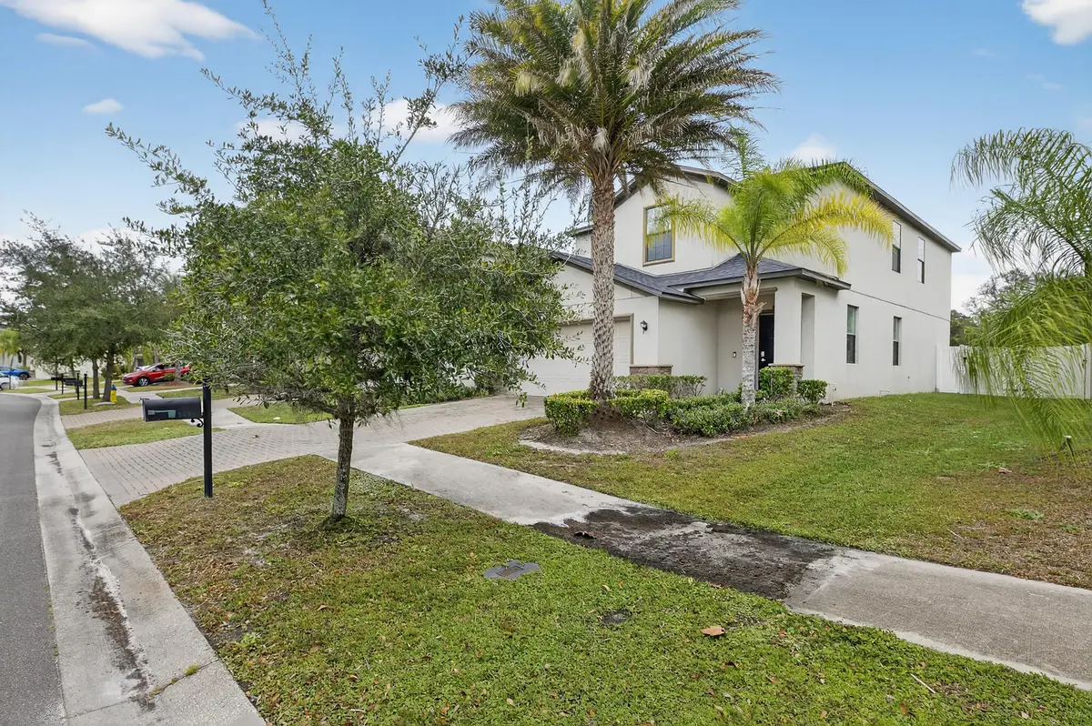 20041 Satin Leaf Ave, Tampa, FL 33647-3714