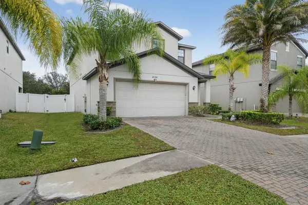 20041 Satin Leaf Ave, Tampa, FL 33647-3714