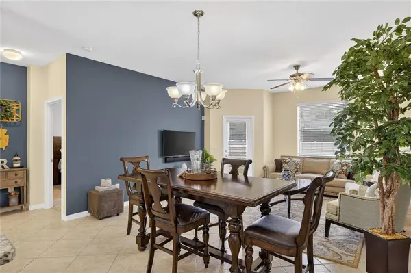 20041 SATIN LEAF AVE, Tampa, FL 33647
