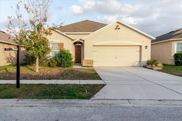 525 SQUIRES GROVE DR, Winter Haven, FL 33880