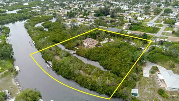 4190 STROMBUS RD, Venice, FL 34293