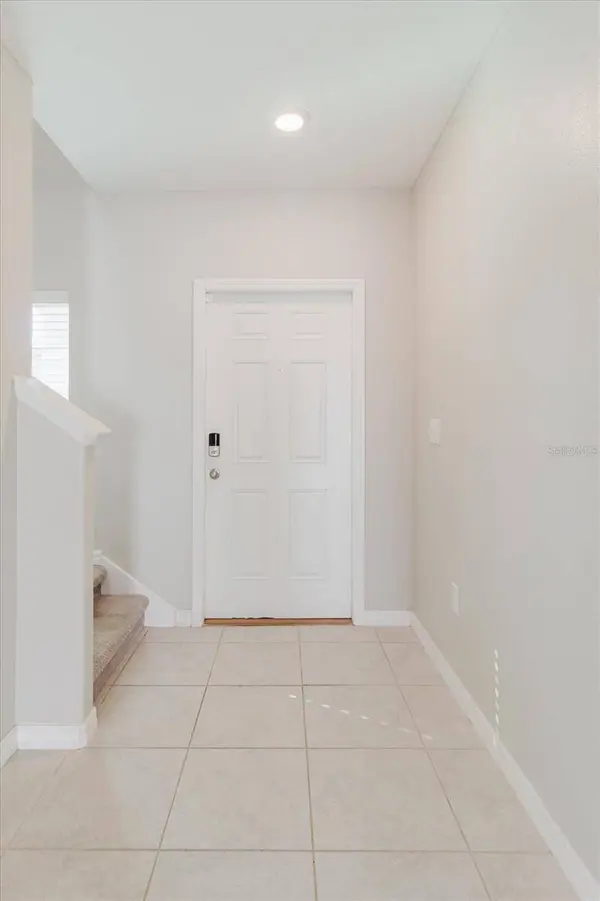 9411 LEMON DROP LOOP, Sun City Center, FL 33573