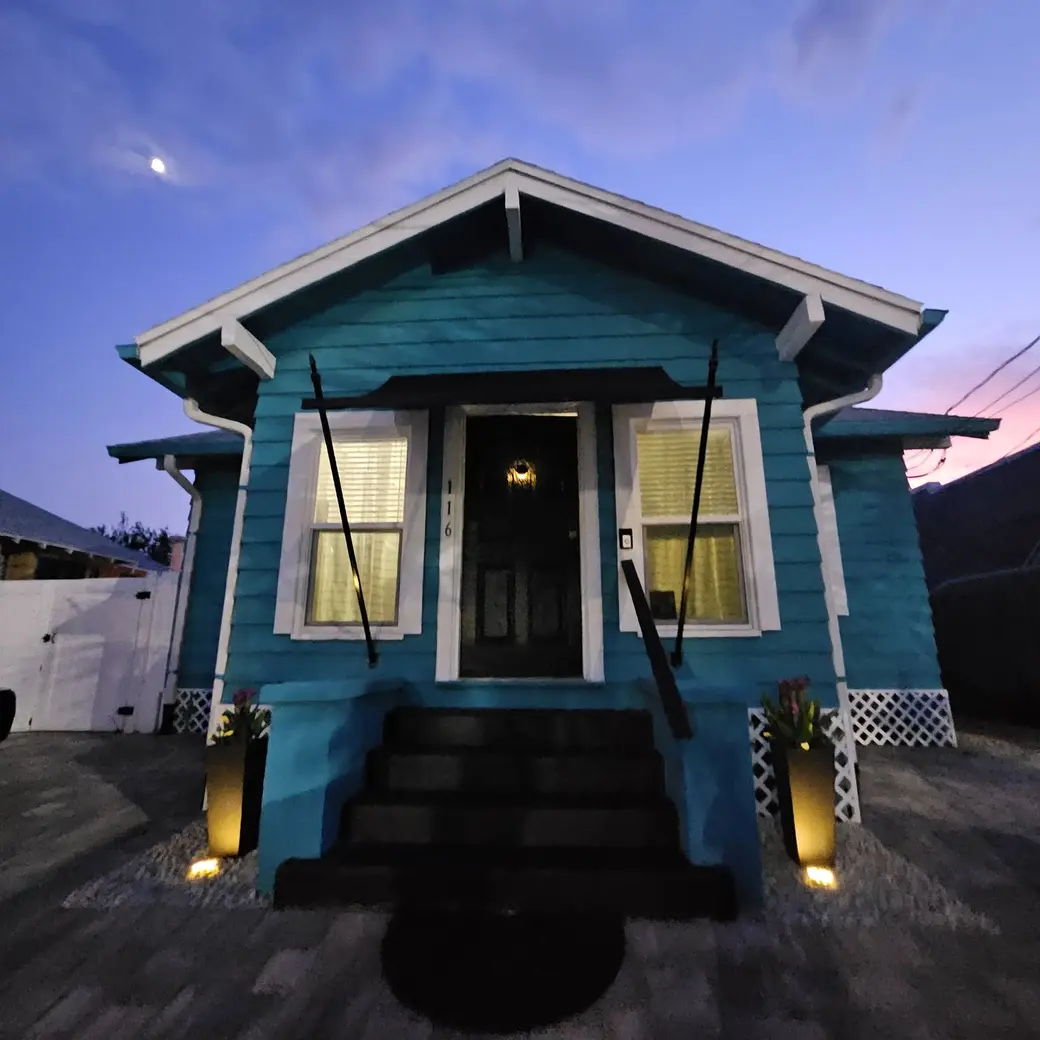 5 Inexpensive Ways to Upgrade Your Beachside Home’s Curb Appeal