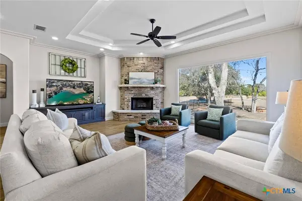 413 Lake Side DR, Georgetown, TX 78628