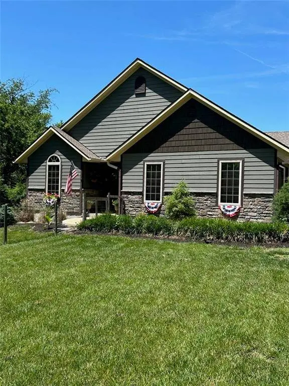 1404 E 183rd ST, Belton, MO 64012