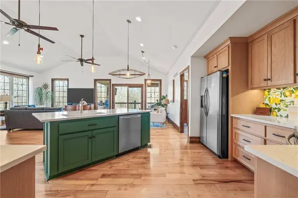1404 E 183rd ST, Belton, MO 64012