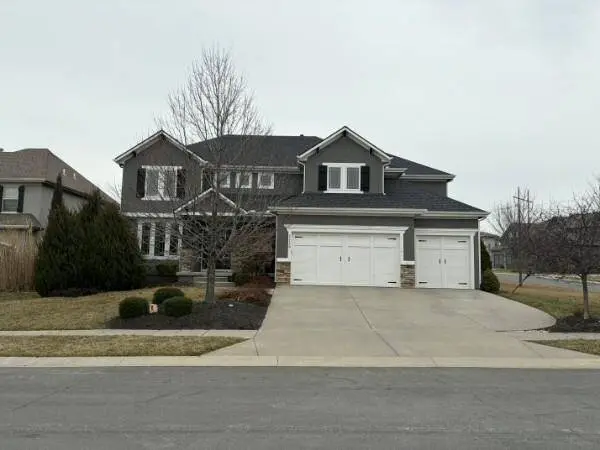 11139 S Hastings ST, Olathe, KS 66061