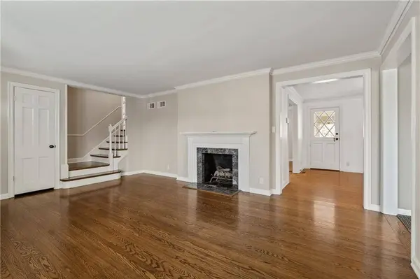 616 E 66th ST, Kansas City, MO 64131