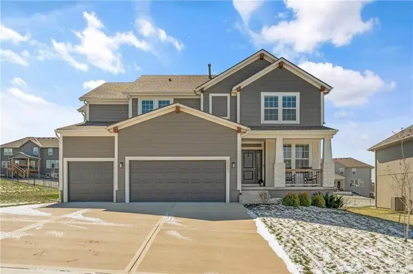 23823 W 58th TER, Shawnee, KS 66226