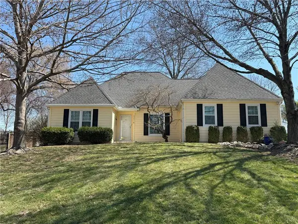 13416 W 70th TER, Shawnee, KS 66216