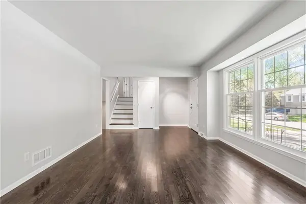 8306 W 97th TER, Overland Park, KS 66212