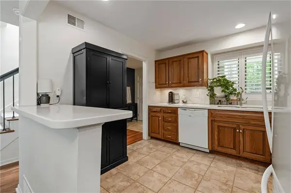 12595 Broadmoor ST, Overland Park, KS 66209