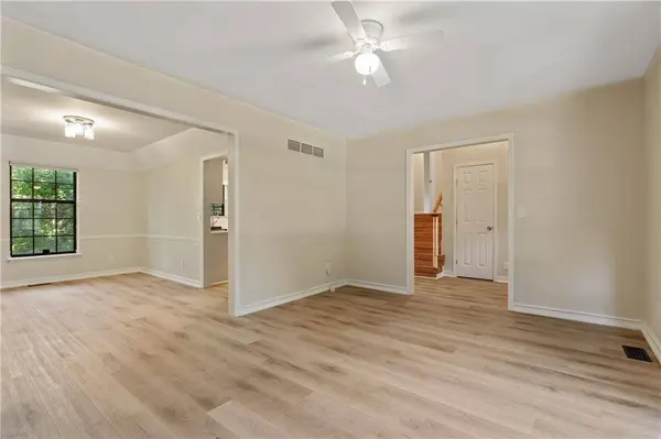 10203 W 50th TER, Merriam, KS 66203