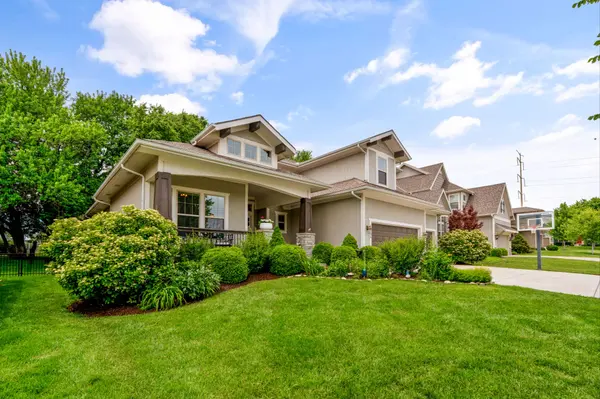 10736 S Palisade ST, Olathe, KS 66061