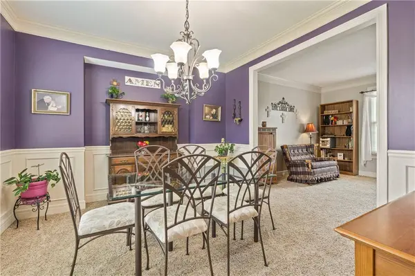 15337 S Greenwood ST, Olathe, KS 66062
