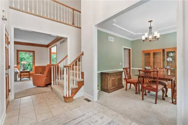 15007 W 76th ST, Lenexa, KS 66216